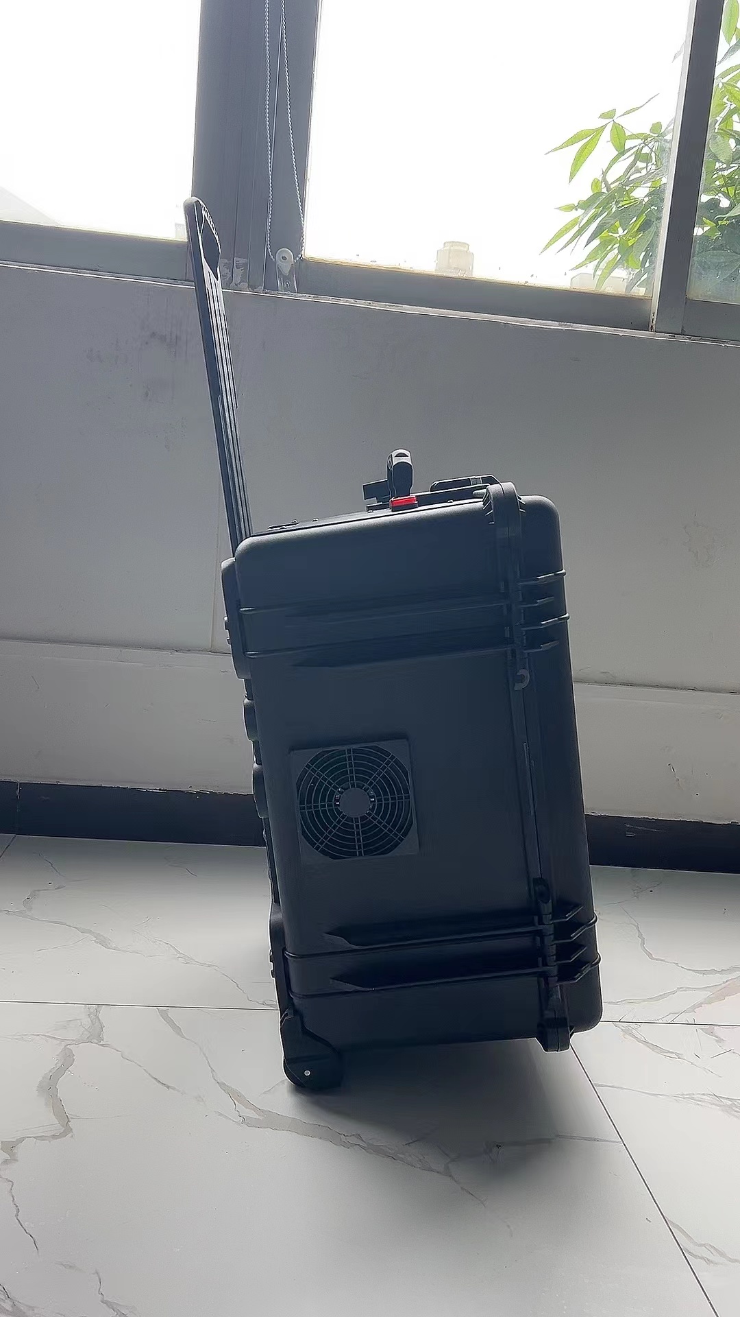 老河口手拉箱型移动通信干扰器